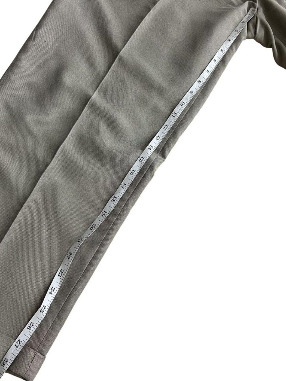 Greg Norman Men’s Golf Preppy Casual Lightweight Pleated Trousers Size 36x30 - Picture 7 of 7